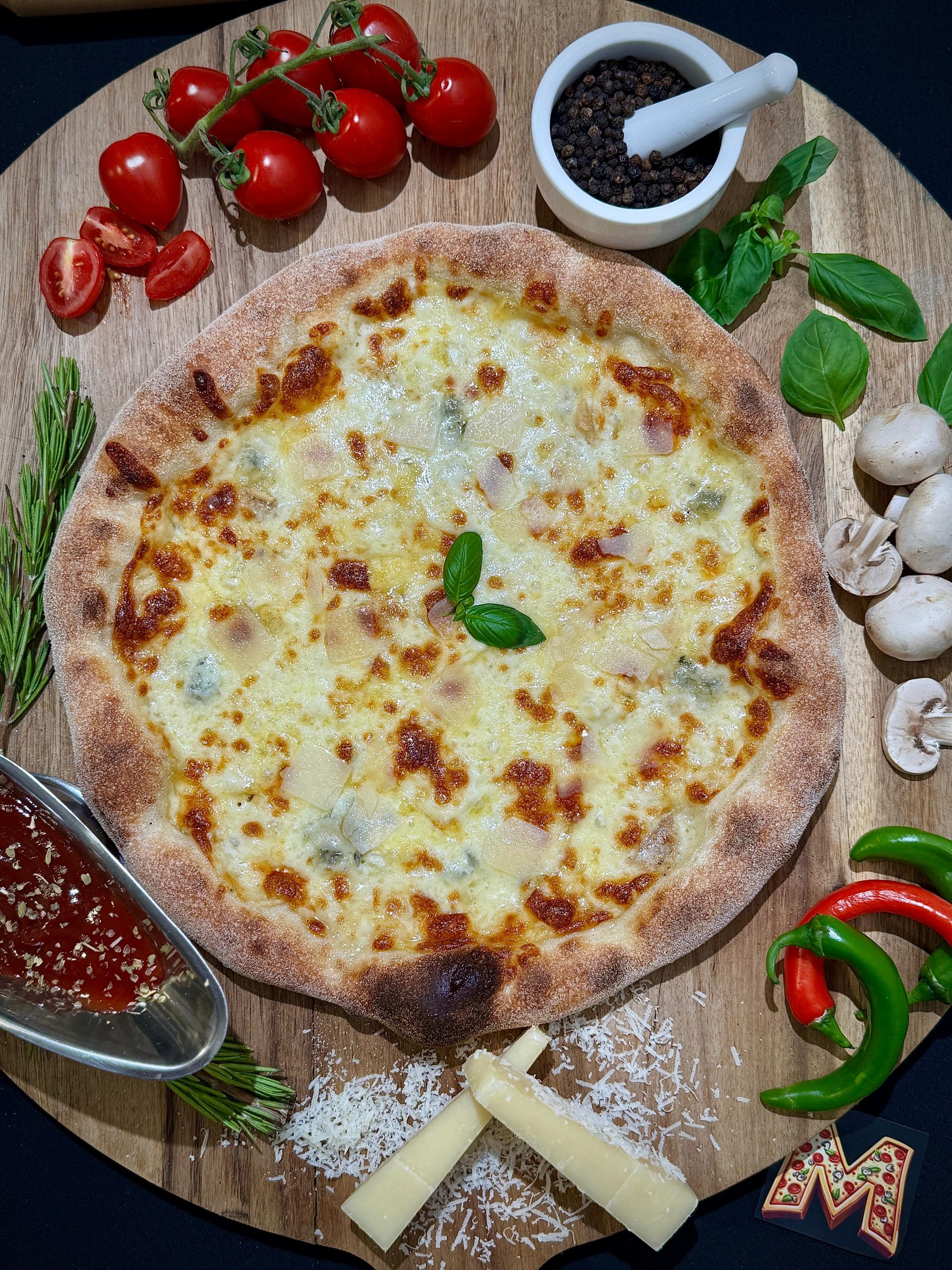 Pizza Quattro Formaggi