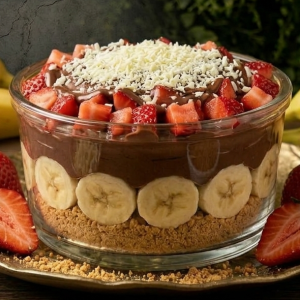 Maxx Crumble – Ciocolată Banane & Căpșuni